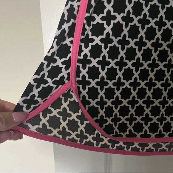 Ruby Rd. Black and White Dress with Pink Trim
Measurements in description - Picture 2 of 4